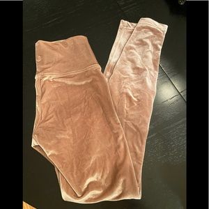 Lululemon Special Edition Velvet leggings Size 6